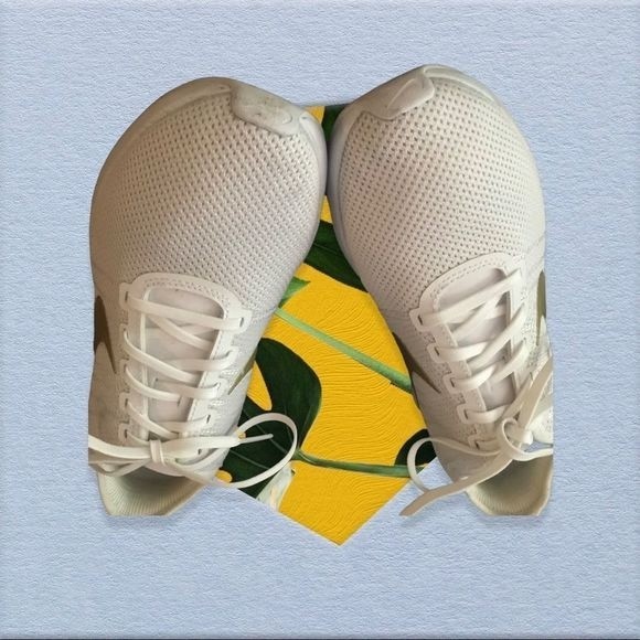 Nike Dualyone Racer SE White Gold Emblem Size 9.5 - Picture 2 of 6